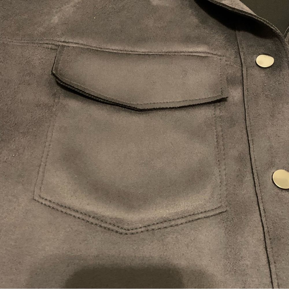 Women's Jacket - Picture 10 of 10